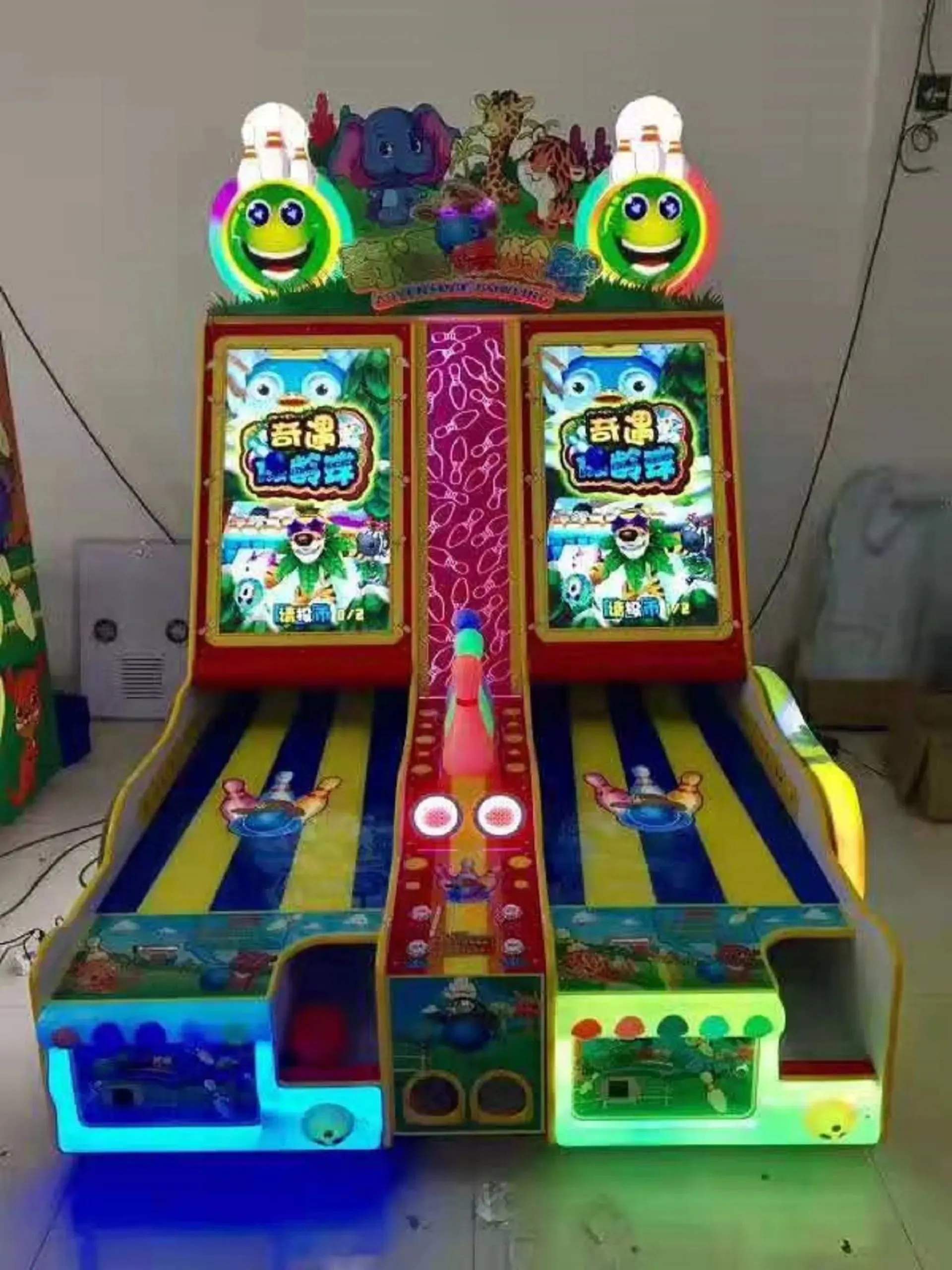 Adventure Bowling sport arcade game machine Hot-sale Entertainment Lottery Redemption games