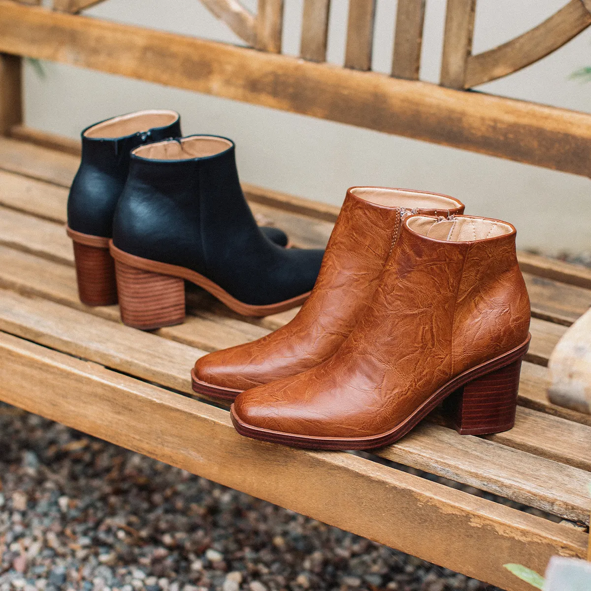 Velta Ankle Boot